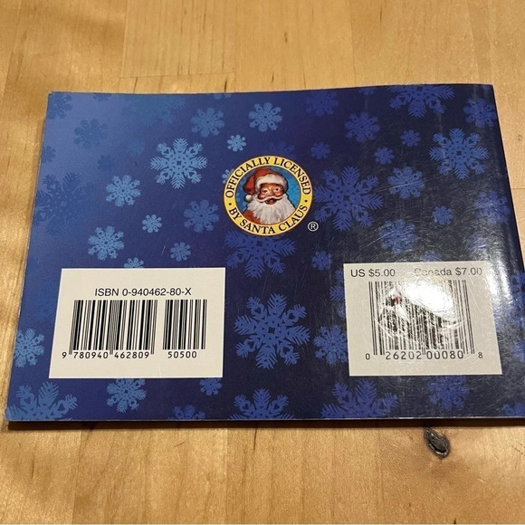 STOCKING STUMPERS FOOTBALL PUZZLES & TRIVIA Millennium EDITION - Picture 2 of 3